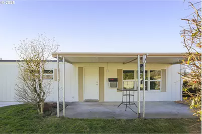 11624 SW Royal Villa Dr, Portland, OR 97224 - Photo 10