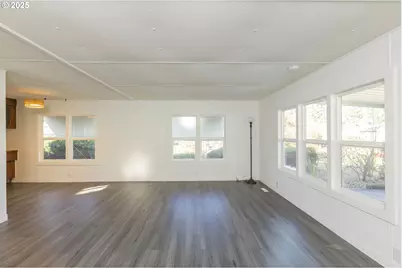 11624 SW Royal Villa Dr, Portland, OR 97224 - Photo 16