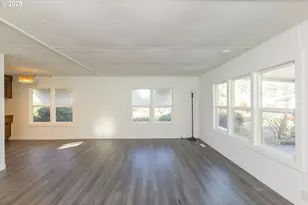 11624 SW Royal Villa Dr, Portland, OR 97224 - Photo 16