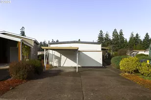 11624 SW Royal Villa Dr, Portland, OR 97224 - Photo 4
