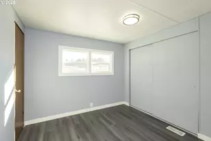 11624 SW Royal Villa Dr, Portland, OR 97224 - Photo 36
