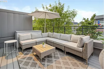 1636 NW Riverscape St, Portland, OR 97209 - Photo 36