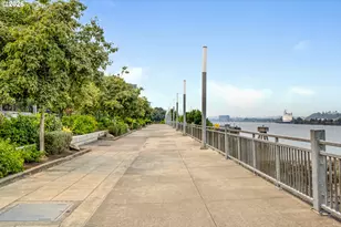 1636 NW Riverscape St, Portland, OR 97209 - Photo 44