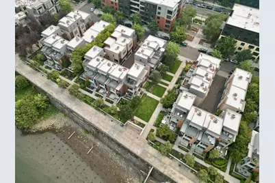 1636 NW Riverscape St, Portland, OR 97209 - Photo 46
