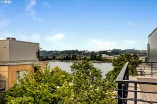 1636 NW Riverscape St, Portland, OR 97209 - Photo 38