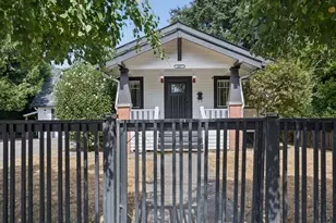 205 NW 12th St, Gresham, OR 97030 - Photo 2