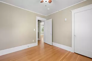 205 NW 12th St, Gresham, OR 97030 - Photo 18