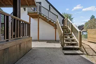 205 NW 12th St, Gresham, OR 97030 - Photo 30