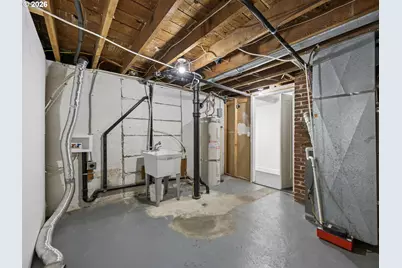 205 NW 12th St, Gresham, OR 97030 - Photo 24