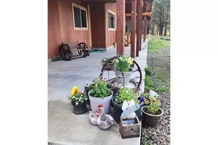 73210 Kingsbury Ln, Elgin, OR 97827 - Photo 2