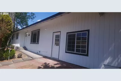 464 NW 22nd St, Pendleton, OR 97801 - Photo 2
