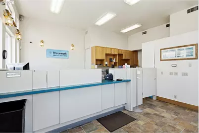 501 Deschutes Ave, Maupin, OR 97037 - Photo 6