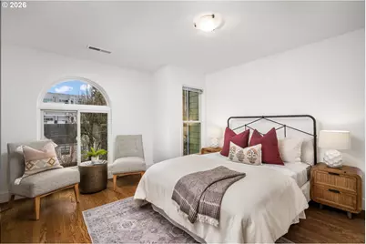 2349 NW Overton St, Portland, OR 97210 - Photo 18