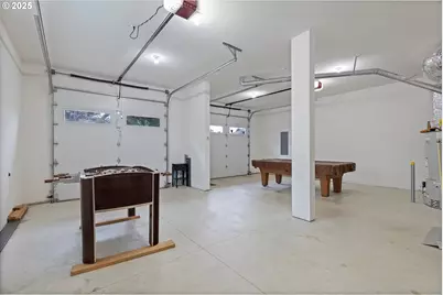 813 SW 9th St, Lincoln City, OR 97367 - Photo 48