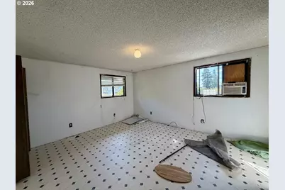 1122 SE Hawthorne Dr, Roseburg, OR 97470 - Photo 12