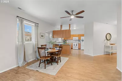 738 E Catherine Ave, Hermiston, OR 97838 - Photo 8