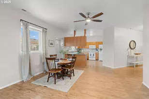 738 E Catherine Ave, Hermiston, OR 97838 - Photo 8