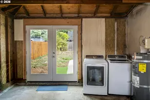 6135 SE Lambert St, Portland, OR 97206 - Photo 34