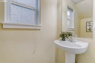 17395 SW Vincent St, Beaverton, OR 97078 - Photo 16