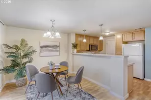 17395 SW Vincent St, Beaverton, OR 97078 - Photo 10