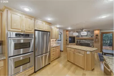 1330 NE Linnwood Dr, Albany, OR 97322 - Photo 12