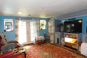 416 S 10th St, Cottage Grove, OR 97424 - Photo 4