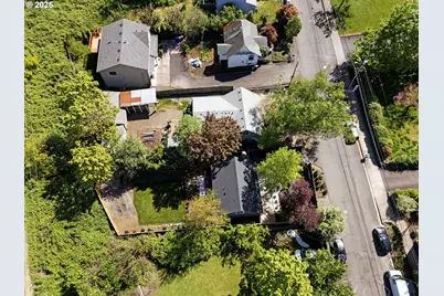 12311 SE Ramona St, Portland, OR 97236 - Photo 38