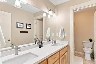 906 N 9th Way, Ridgefield, WA 98642 - Photo 32