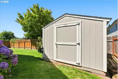 906 N 9th Way, Ridgefield, WA 98642 - Photo 40