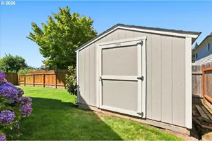 906 N 9th Way, Ridgefield, WA 98642 - Photo 40