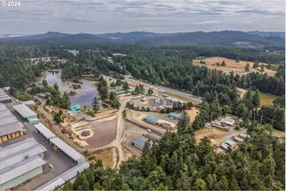 93697 Storage Dr, North Bend, OR 97459 - Photo 18