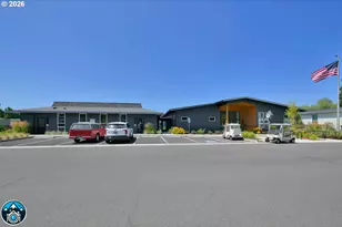 1800 Lakewood Ct, Eugene, OR 97402 - Photo 34