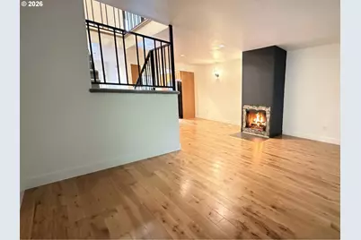 547 N Hayden Bay Dr #27, Portland, OR 97217 - Photo 4