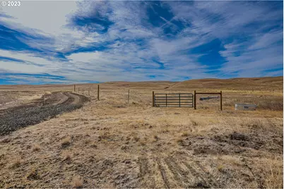 1602 Centerville Hwy, Centerville, WA 98613 - Photo 12