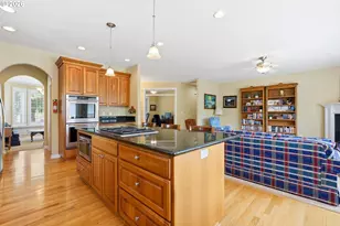 1385 NE 12th Ave, Canby, OR 97013 - Photo 4