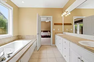 1385 NE 12th Ave, Canby, OR 97013 - Photo 18