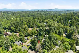 9824 SW Quail Post Rd, Portland, OR 97219 - Photo 46