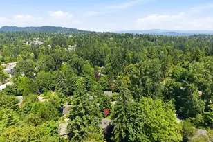 9824 SW Quail Post Rd, Portland, OR 97219 - Photo 48