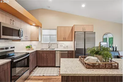 2113 NE 77th Ave, Vancouver, WA 98664 - Photo 6