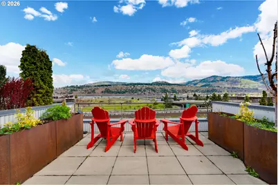 306 Columbia St, Hood River, OR 97031 - Photo 28