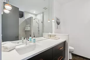 306 Columbia St, Hood River, OR 97031 - Photo 16