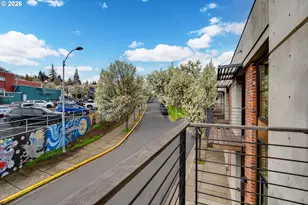 306 Columbia St, Hood River, OR 97031 - Photo 36