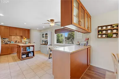 21880 S Somerset Dr, Oregon City, OR 97045 - Photo 8