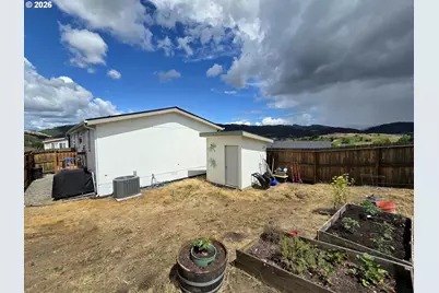 285 Deschutes Ln #134, Roseburg, OR 97471 - Photo 24