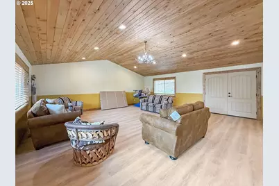 20313 Whaleshead Rd, Brookings, OR 97415 - Photo 18