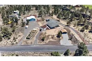 4500 NW 52nd St, Redmond, OR 97756 - Photo 2