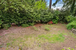 10059 NE Beech St, Portland, OR 97220 - Photo 40