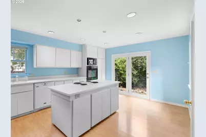 10059 NE Beech St, Portland, OR 97220 - Photo 12