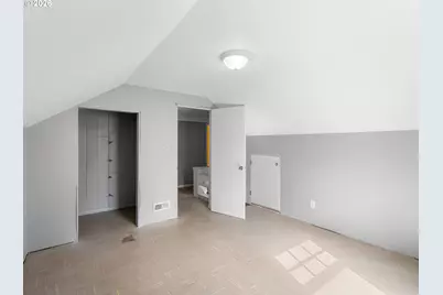 10059 NE Beech St, Portland, OR 97220 - Photo 28