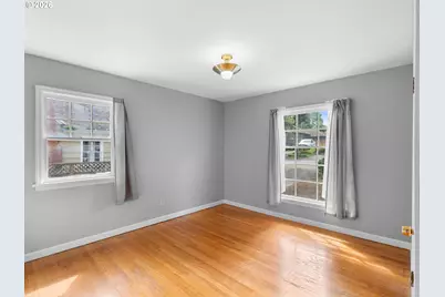 10059 NE Beech St, Portland, OR 97220 - Photo 16